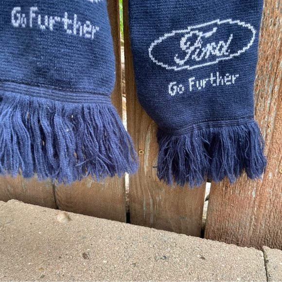 NFL COWBOYS Unisex Navy Scarf with White Logo - Picture 6 of 8